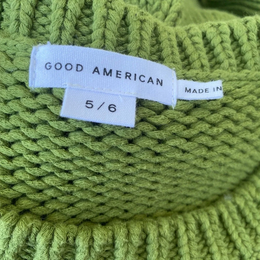 Good American Light Green Crew Neck Sweater size 5/6 pristine condition